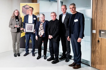 von links: Nancy Hecker-Denschlag, Harald Seifert, Nina und Daniel Libeskind, Dr. Jan Stefan Roell (Zwick-Roell AG), Stefan Bach (Studio Libeskind)
